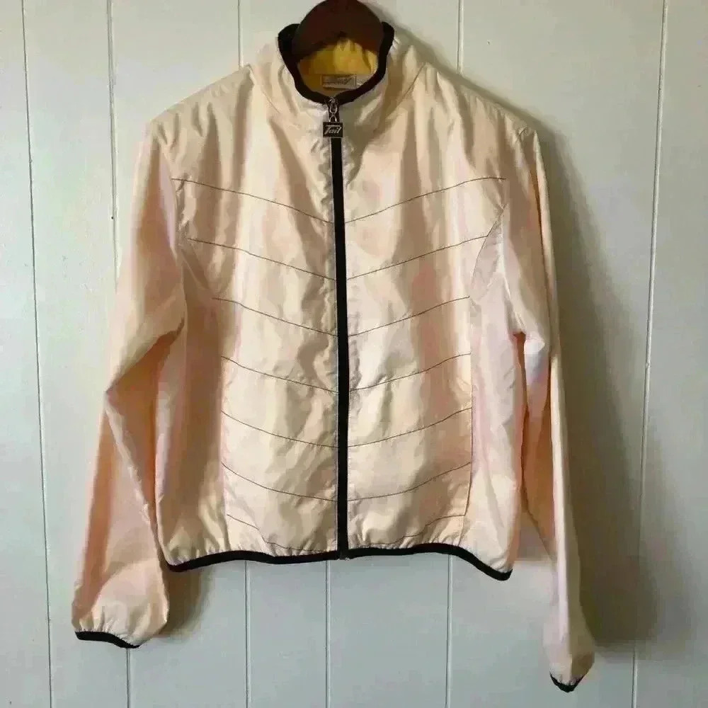 Tail Women's Vintage White Windbreaker S